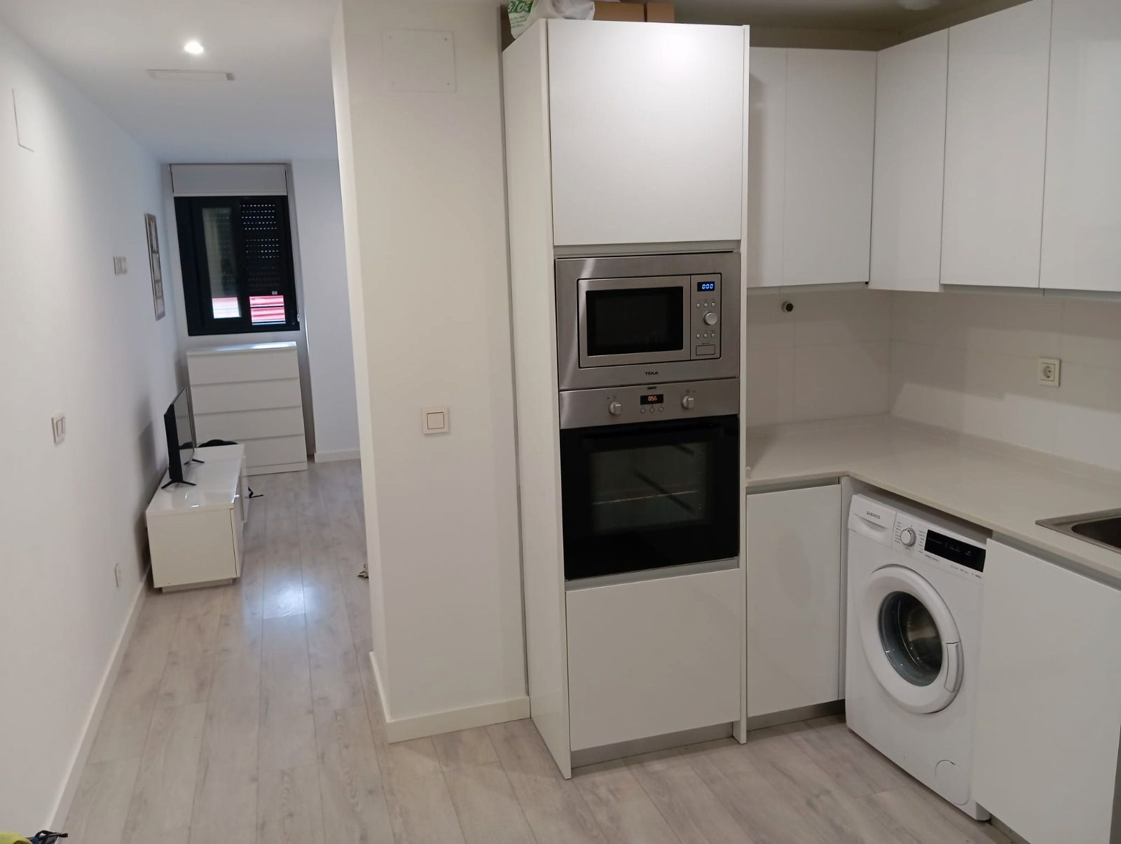 Cuina de Estudi de lloguer en  Murcia Capital amb Moblat i Piscina comunitària