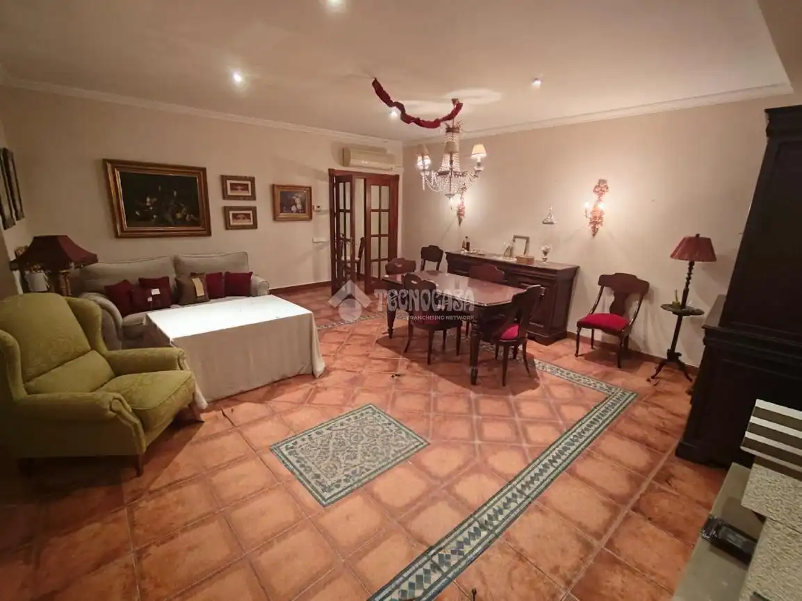 Maison jumelée à vendre à Mengíbar