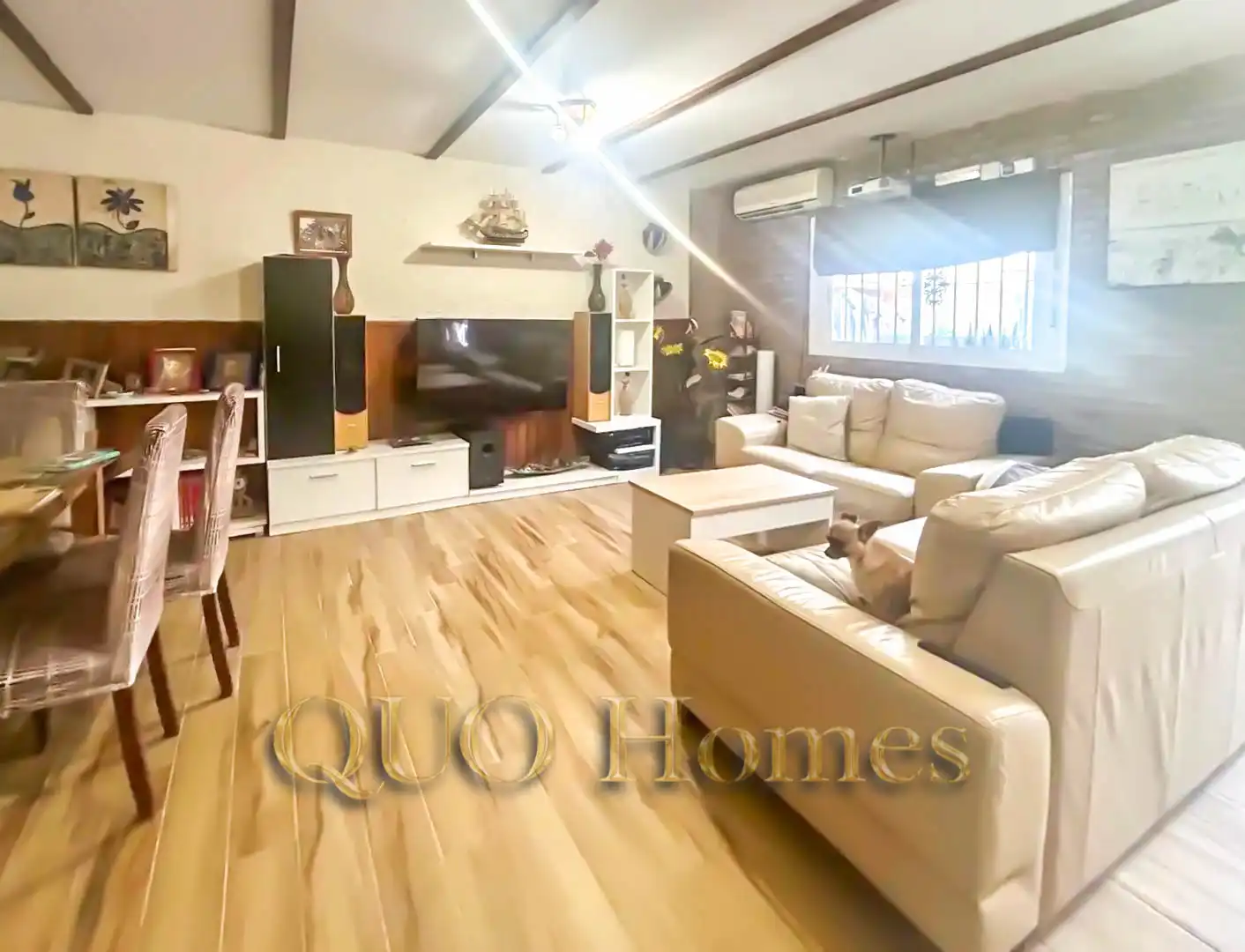 Living room of Houses for sale in Jerez de la Frontera  with Air Conditioner and Balcony