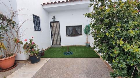 Foto 2 de Casa adosada en venda a Platja de Mont-roig, Mont-roig del Camp