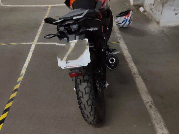 Garaje en Alquiler en Avinguda Novelda, 125 en Los Ángeles