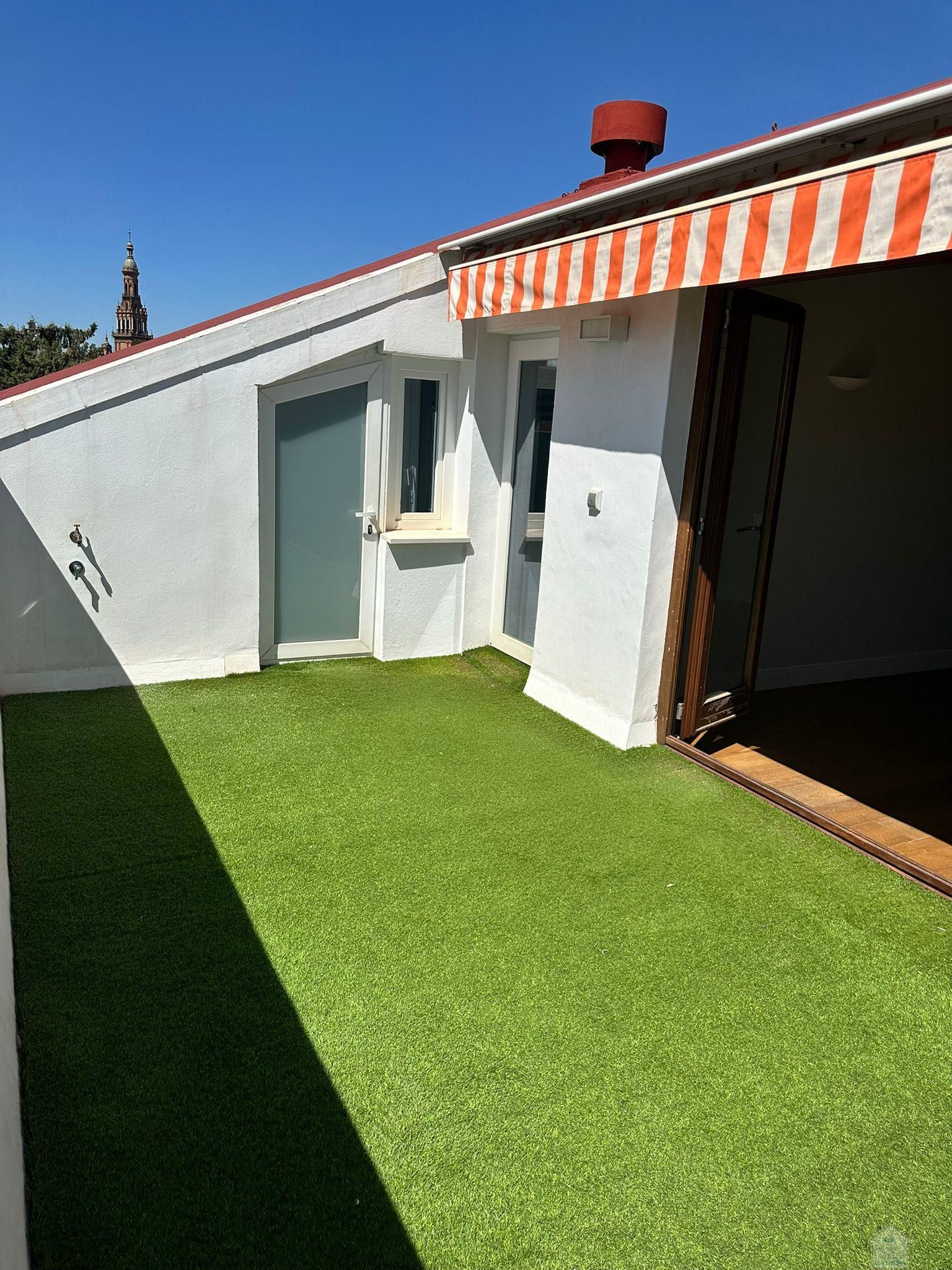 Terrassa de Àtic en venda en Pilas amb Aire condicionat, Calefacció i Parquet