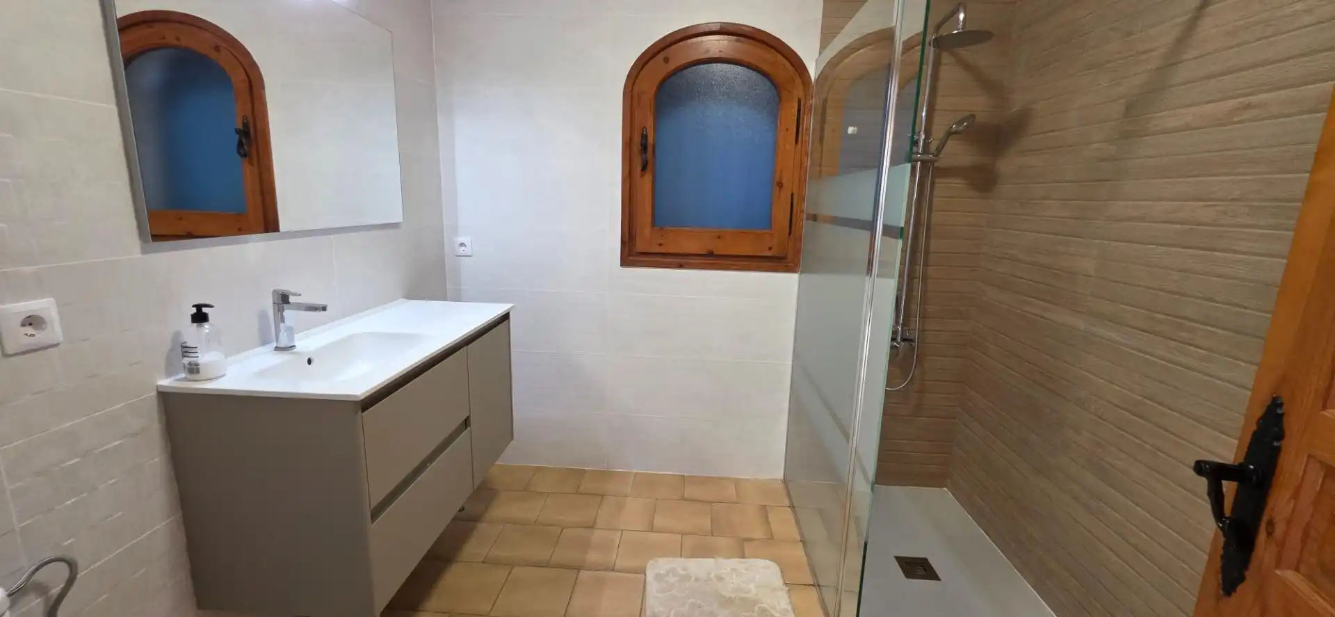 Baño de Casa o chalet en venta en L'Ametlla de Mar  con Aire acondicionado, Jardín privado y Terraza