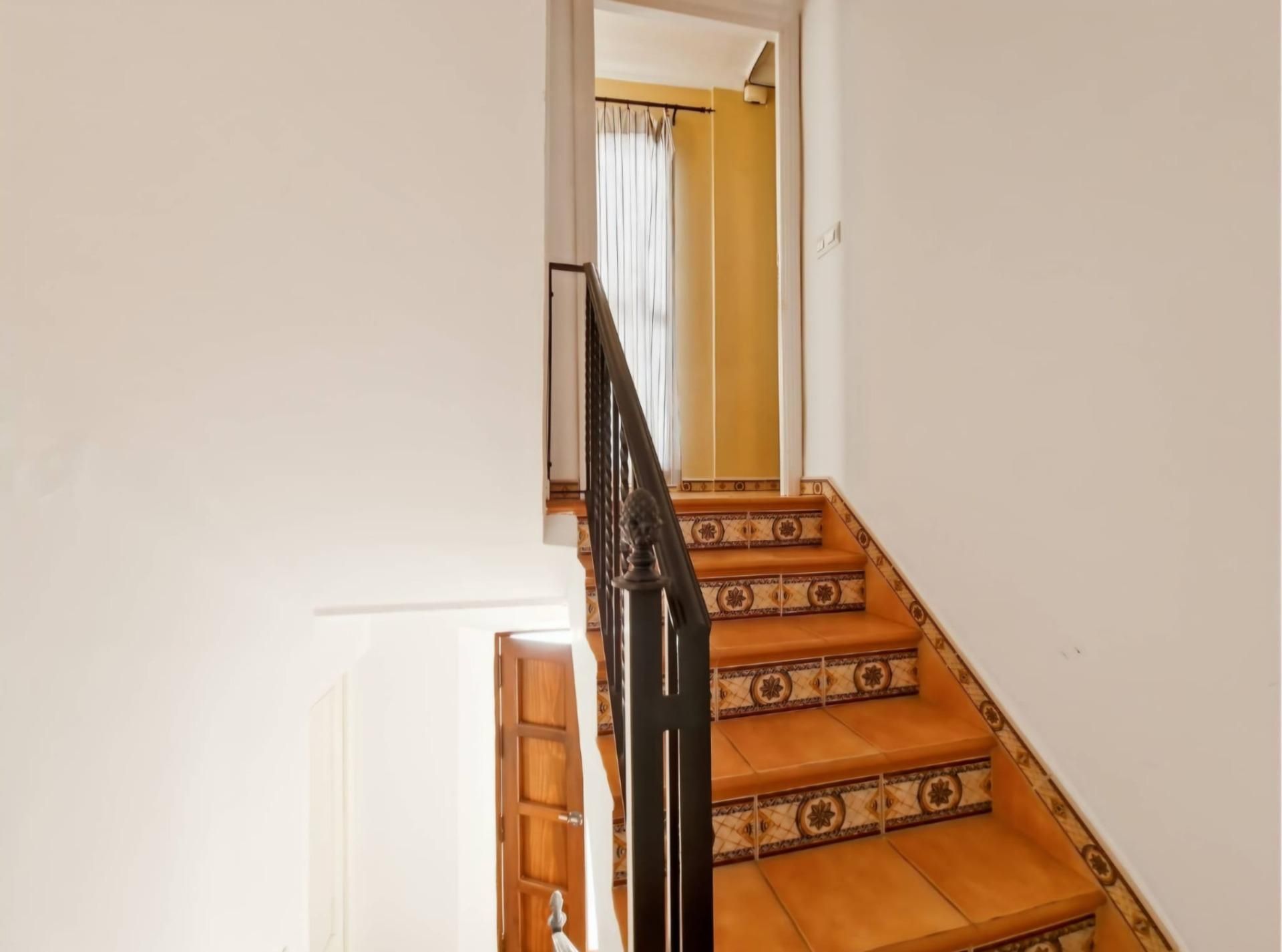 Single-family semi-detached for sale in Carmona  with Heating, Storage room and Balcony