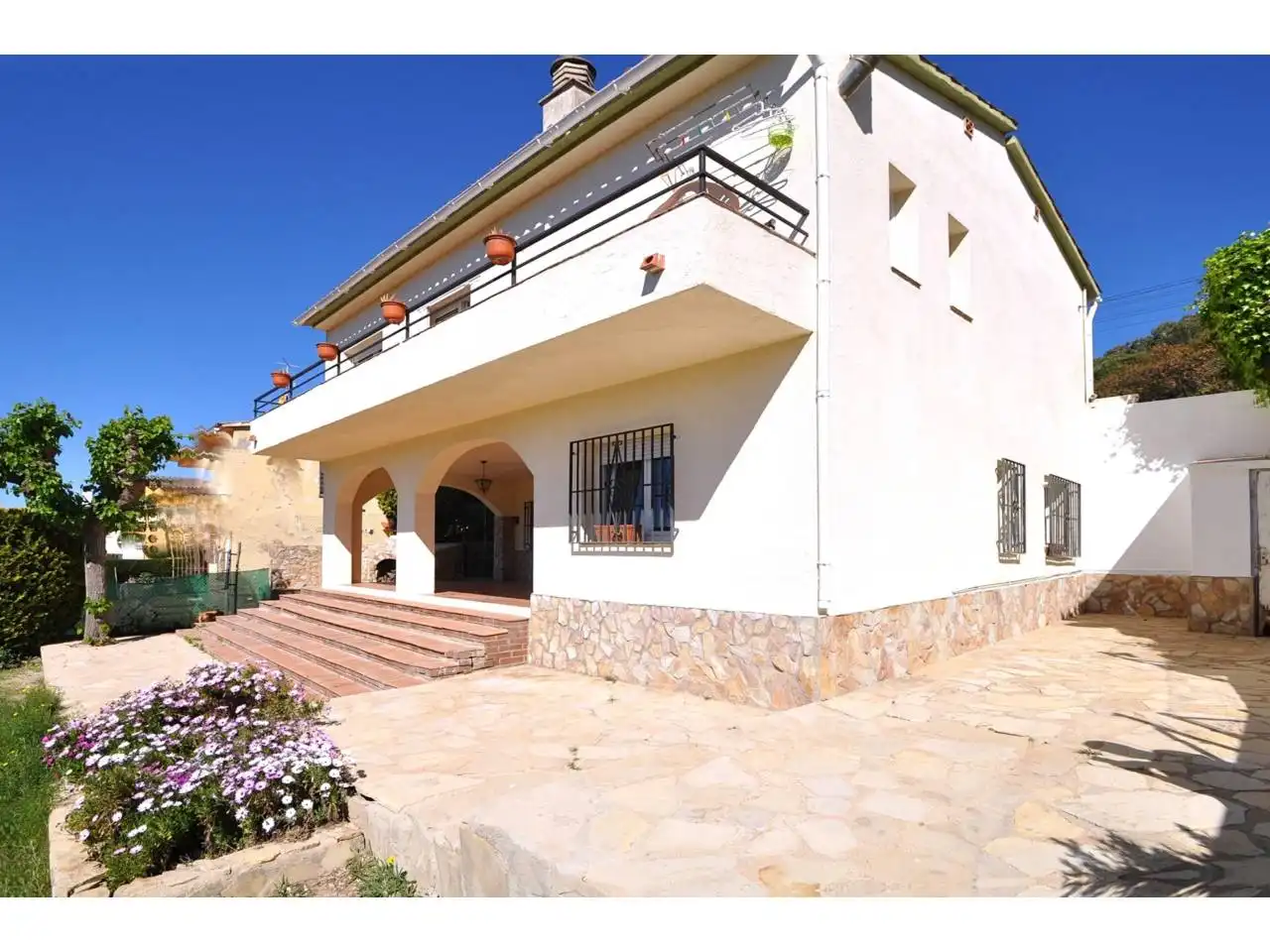 Vista exterior de Casa o chalet en venta en Lloret de Mar con Aire acondicionado, Calefacción y Jardín privado