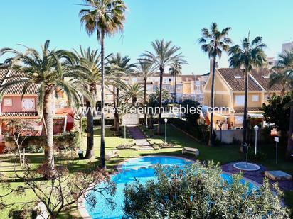 Garden of Single-family semi-detached for sale in  Valencia Capital  with Private garden, Terrace and Community pool