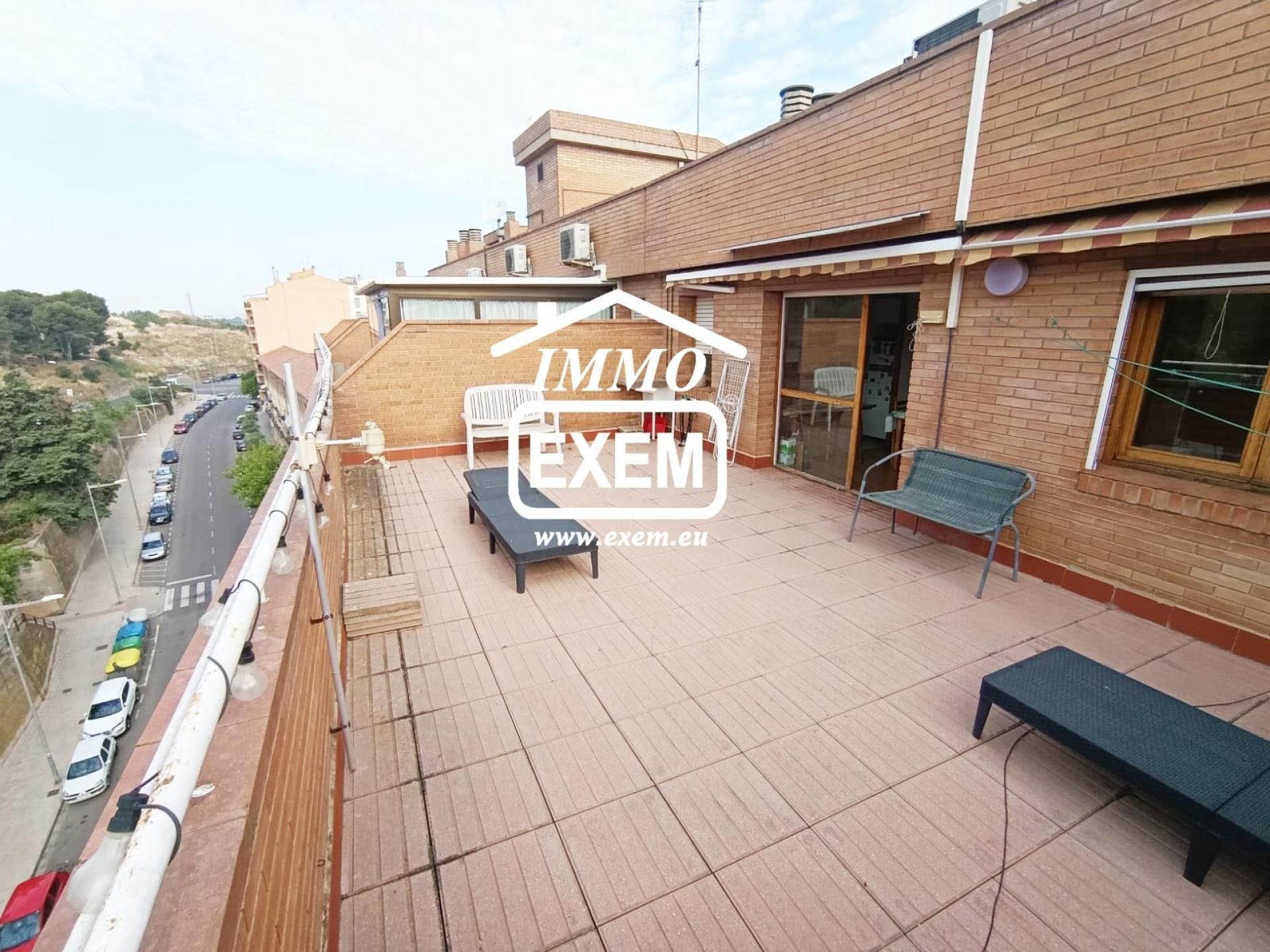 Terrasse von Dachboden miete in  Lleida Capital mit Heizung, Terrasse und Möbliert