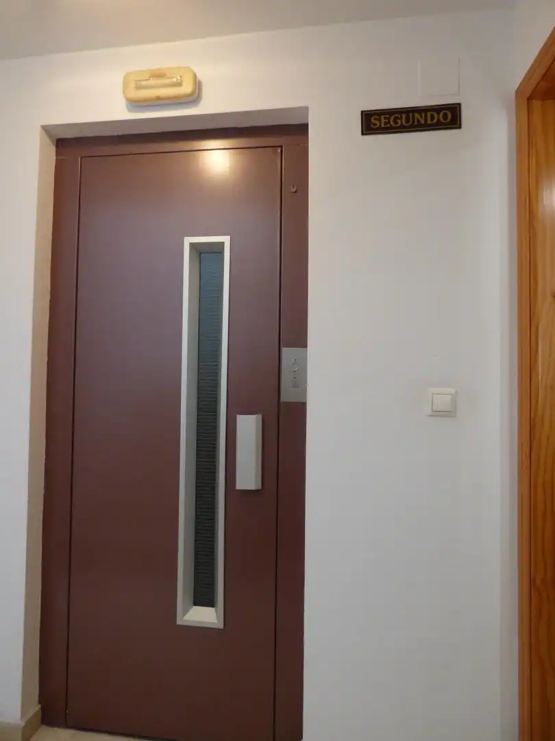 Piso en venta en Fuengirola con Calefacción, Terraza y Balcón