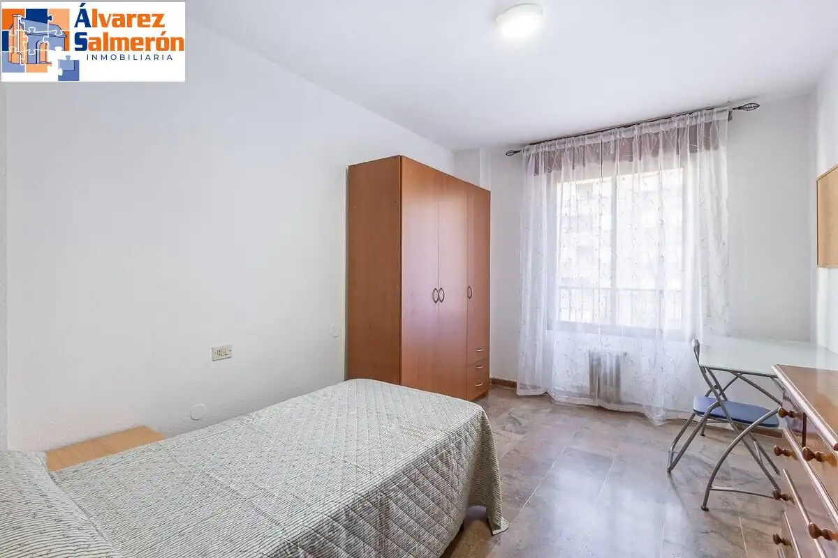 Habitación de Piso en venta en Ronda