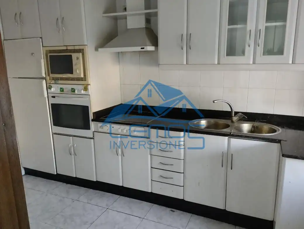 Cocina de Finca rústica en venta en Toreno
