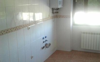 Bathroom of Flat for sale in Íscar