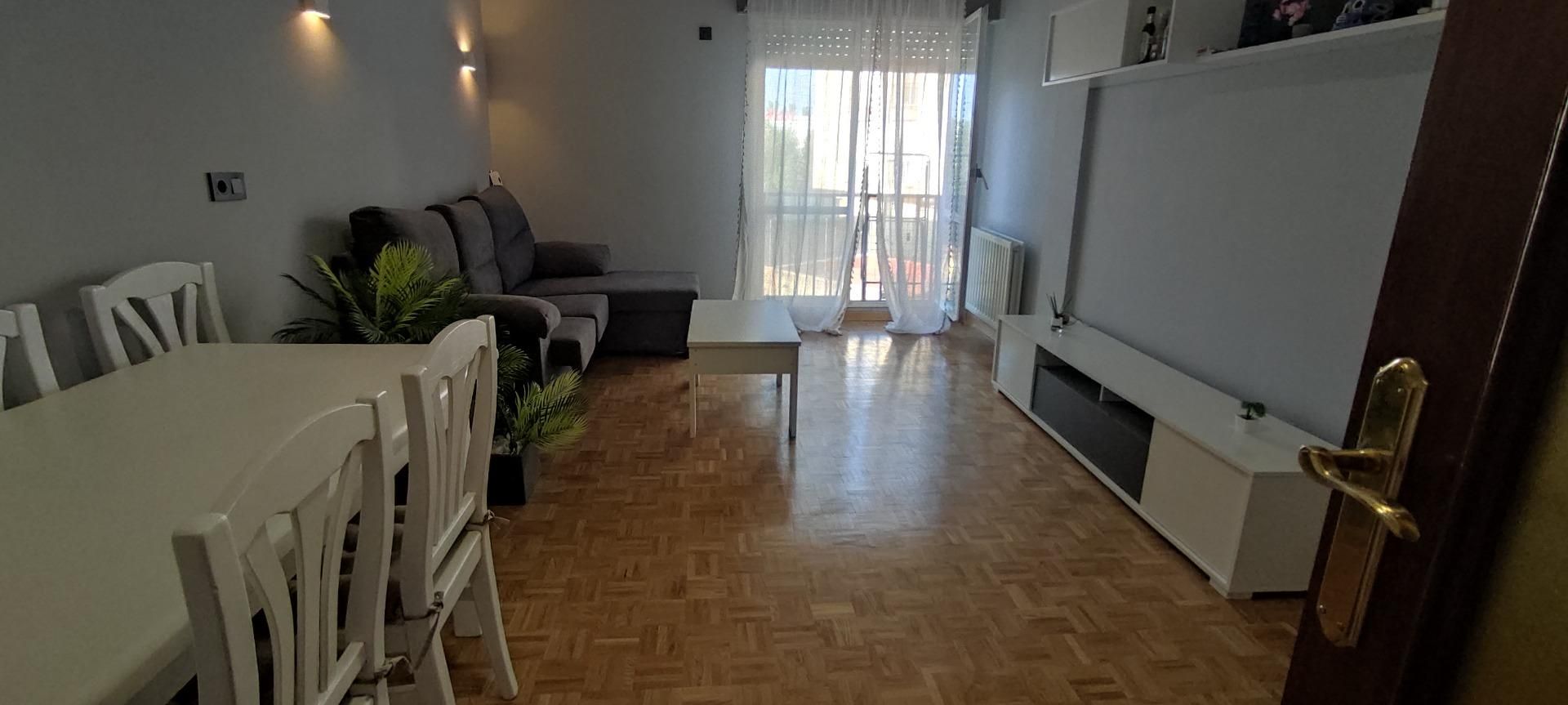 Wohnung miete in Avenida BURGOS, Santa Marta de Tormes