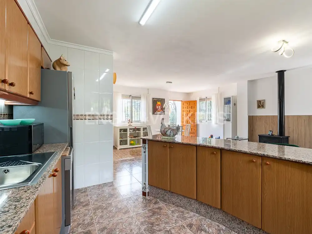 Cuina de Casa o xalet en venda en Alberic amb Aire condicionat, Calefacció i Jardí privat