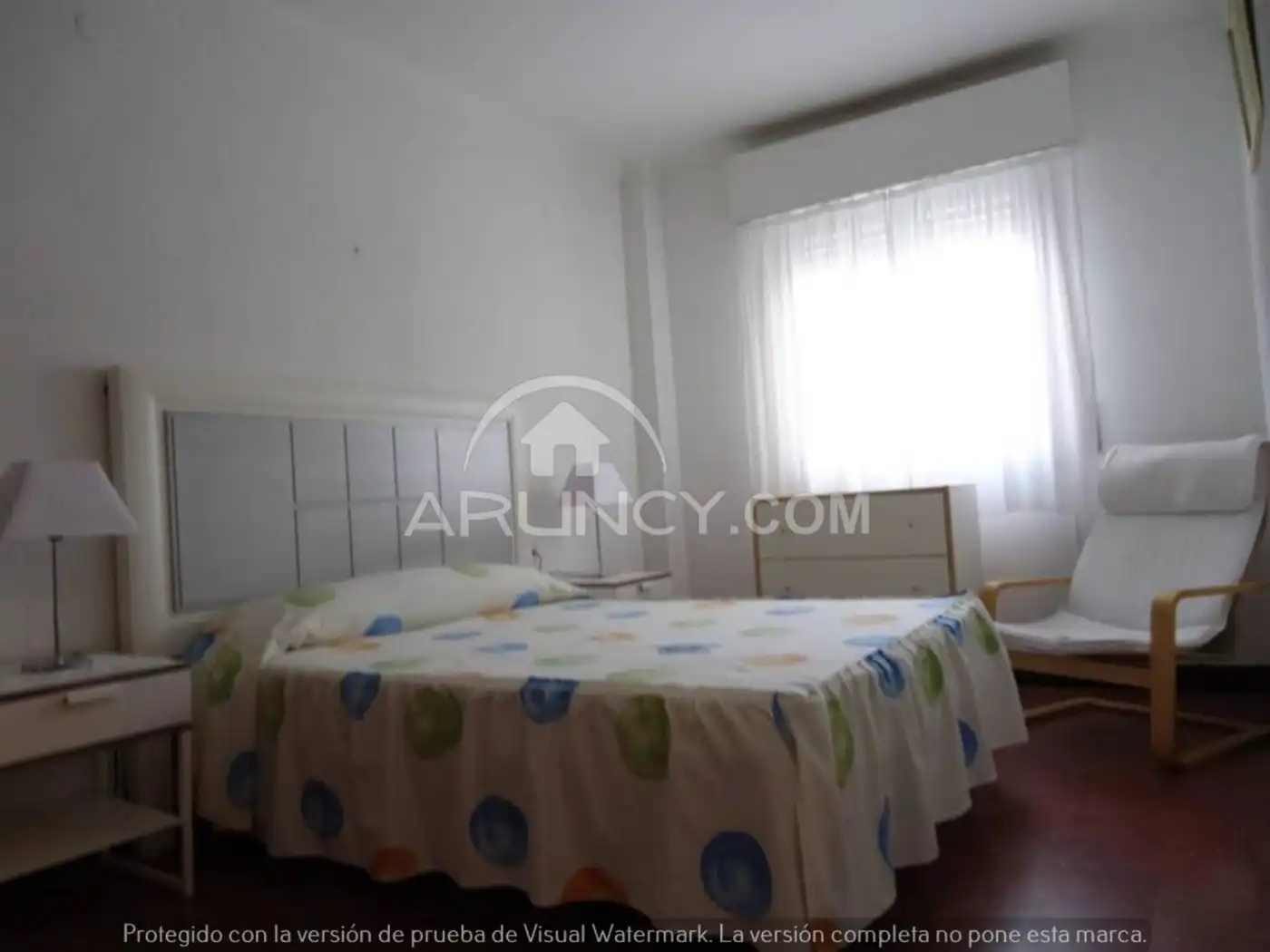 Habitación de Apartamento de alquiler en Sevilla con Terraza y Amueblado