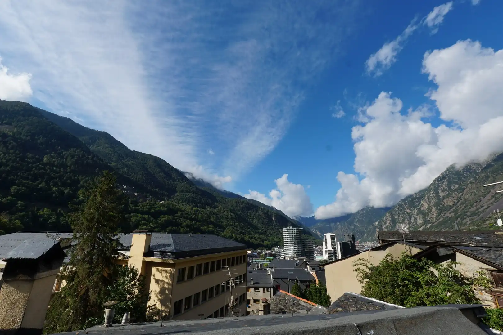 Vista exterior de Casa o chalet de alquiler en Escaldes – Engordany con Calefacción