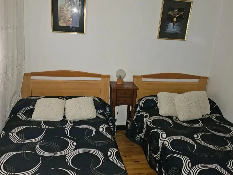 Habitación de Casa o chalet de alquiler en Trasmiras con Calefacción, Trastero y Amueblado