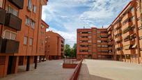 Exterior view of Flat for sale in  Toledo Capital  with Air Conditioner and Terrace