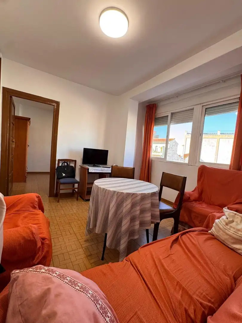 Wohnzimmer von Wohnung zur Miete in Granada mit Möbliert