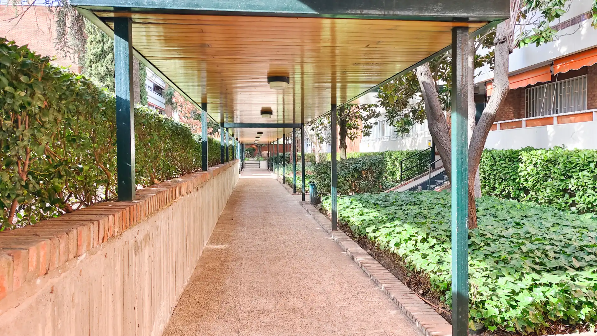 Piso en venta en Madrid con Aire acondicionado, Calefacción y Jardín privado