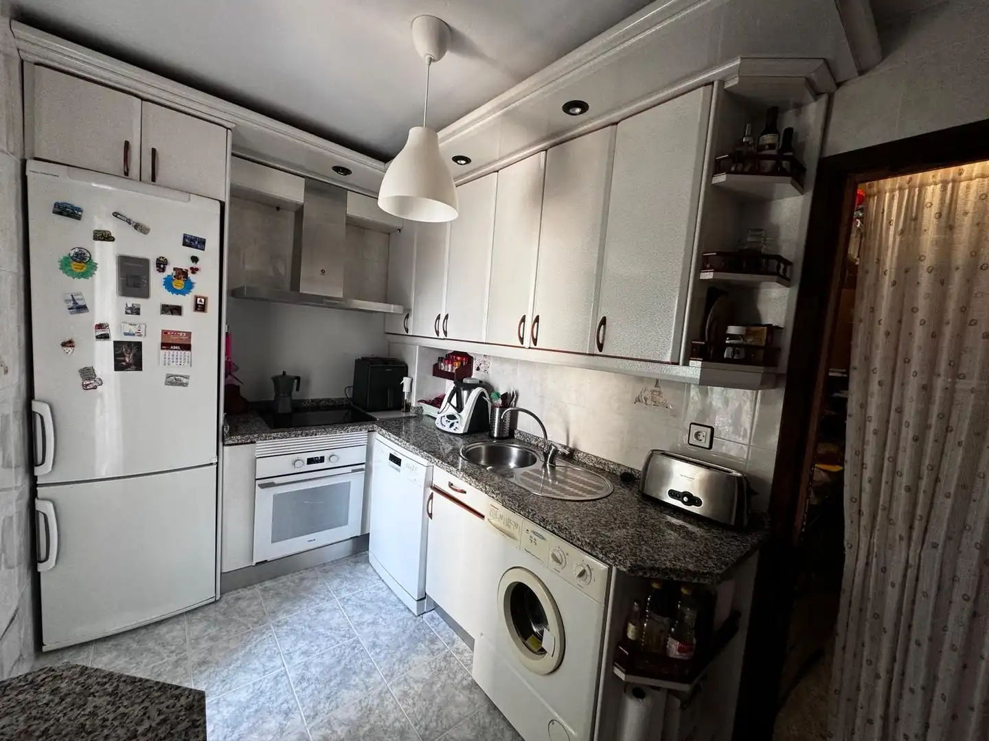 Kitchen of Flat for sale in El Torno   with Air Conditioner and Furnished