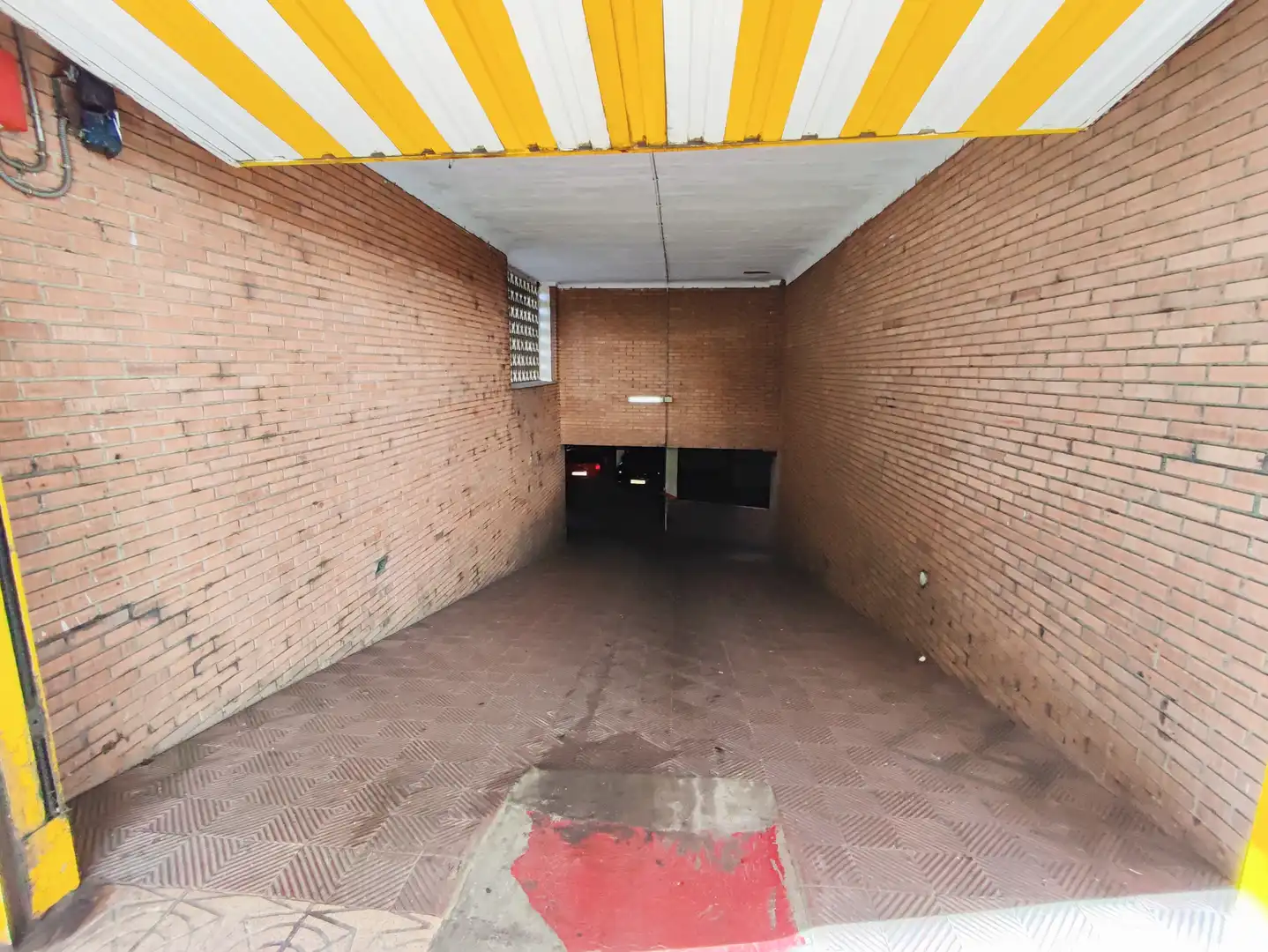 Aparcament de Pis en venda en Palencia amb Calefacció, Parquet i Moblat