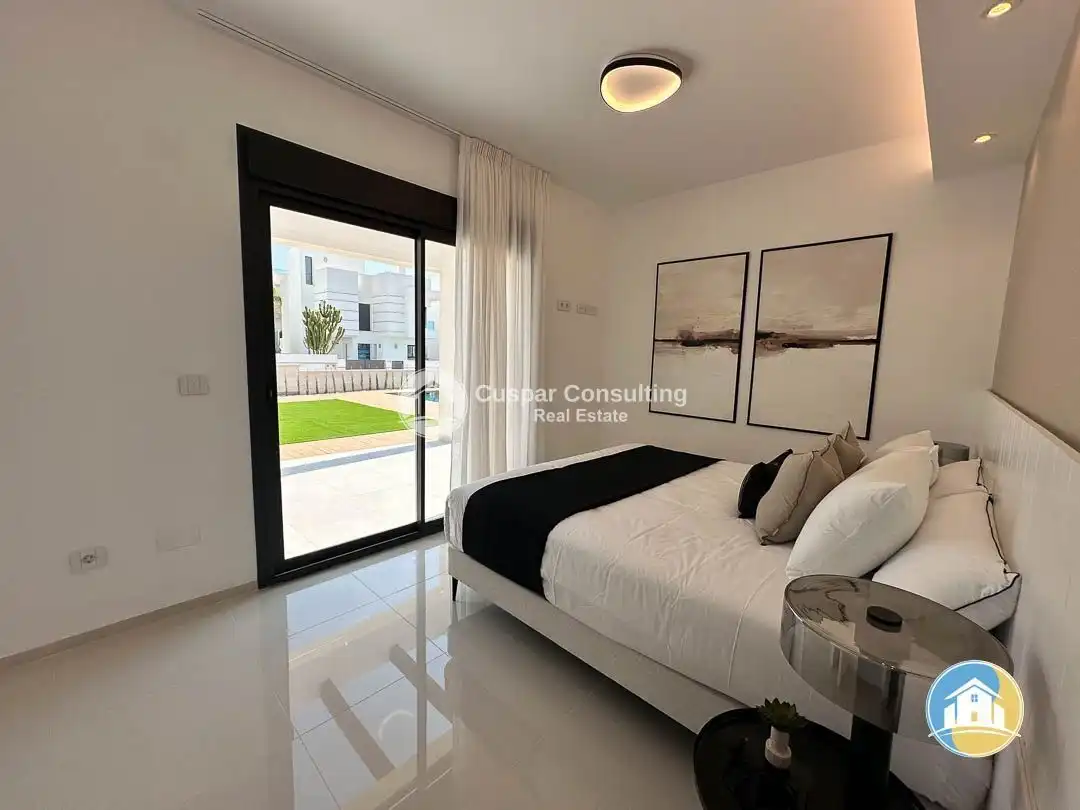 Habitación de Casa o chalet en venta en Rojales con Aire acondicionado, Calefacción y Jardín privado