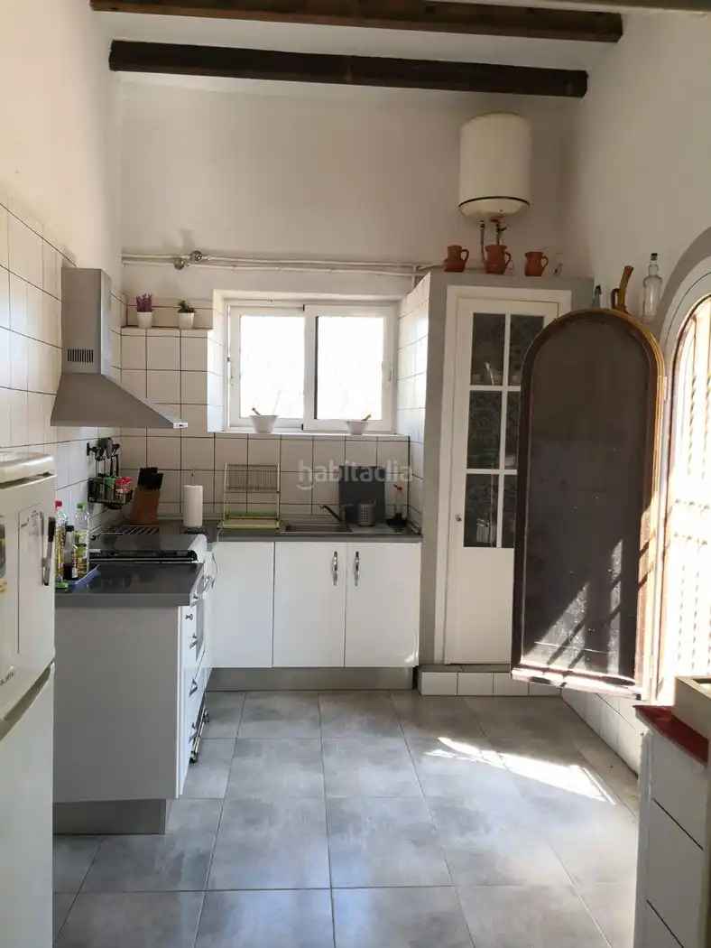 Maison rustique avec jardin à vendre à Avinguda Colom 19, imagen 6