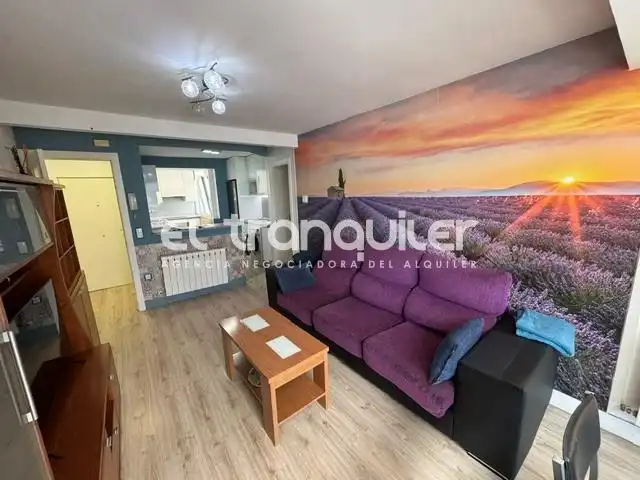 Wohnzimmer von Wohnung zur Miete in Leganés mit Möbliert und Waschmaschine