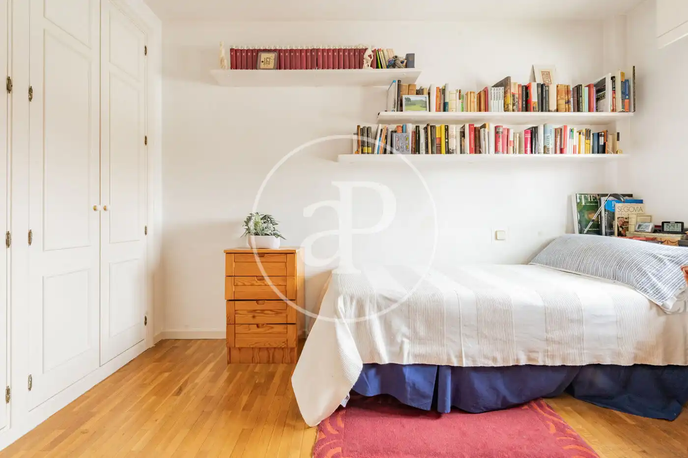 Bedroom of Detached homes for sale in Madrid  with Air Conditioner, Heating and Private garden