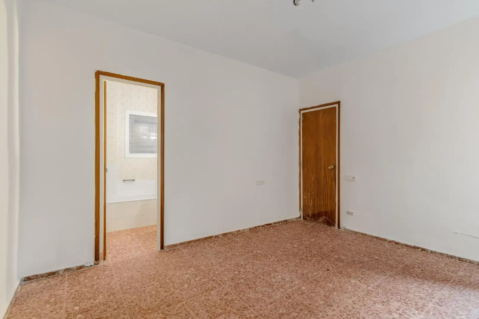 Flat for sale in Barcelona  with Heating, Terrace and Balcony