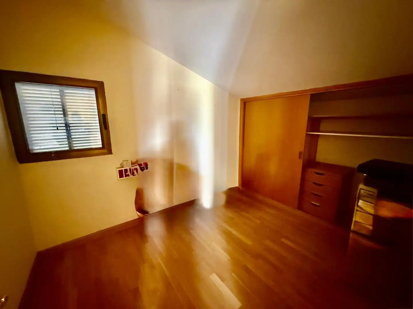 Schlafzimmer von Büro zum Verkauf in  Palma de Mallorca mit Klimaanlage, Heizung und Terrasse