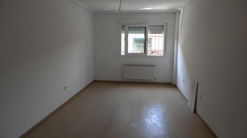 Foto 4 de Piso en venta en Calle Nomenclator, Argamasilla de Calatrava, Ciudad Real