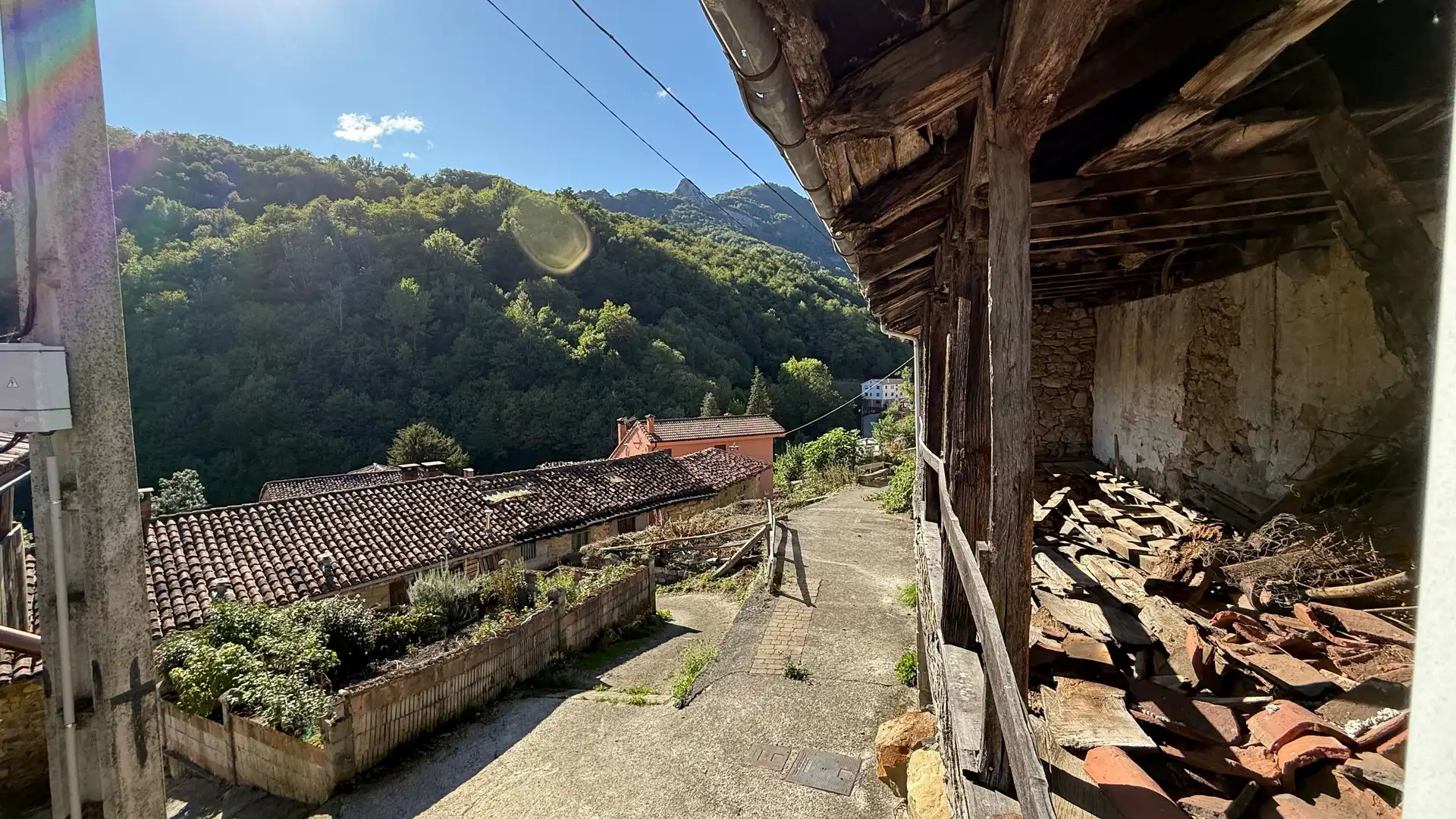 Vista exterior de Finca rústica en venda en Caso amb Terrassa