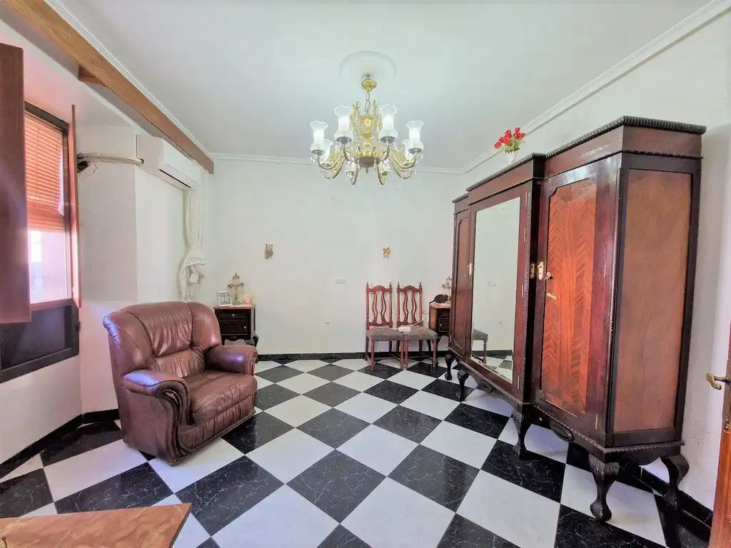 Houses for sale in La Carolina  with Air Conditioner and Terrace
