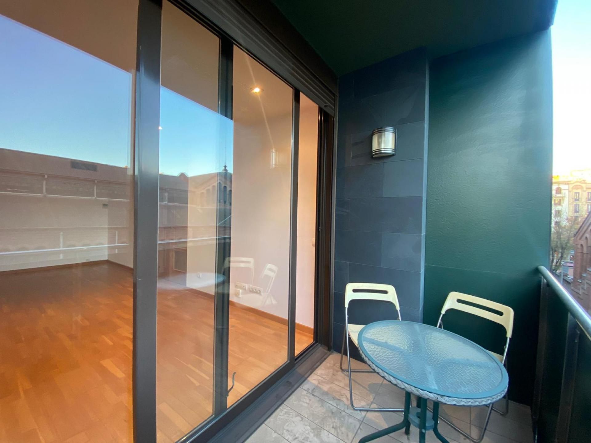 Balcony of Flat to rent in  Barcelona Capital  with Heating, Terrace and Oven