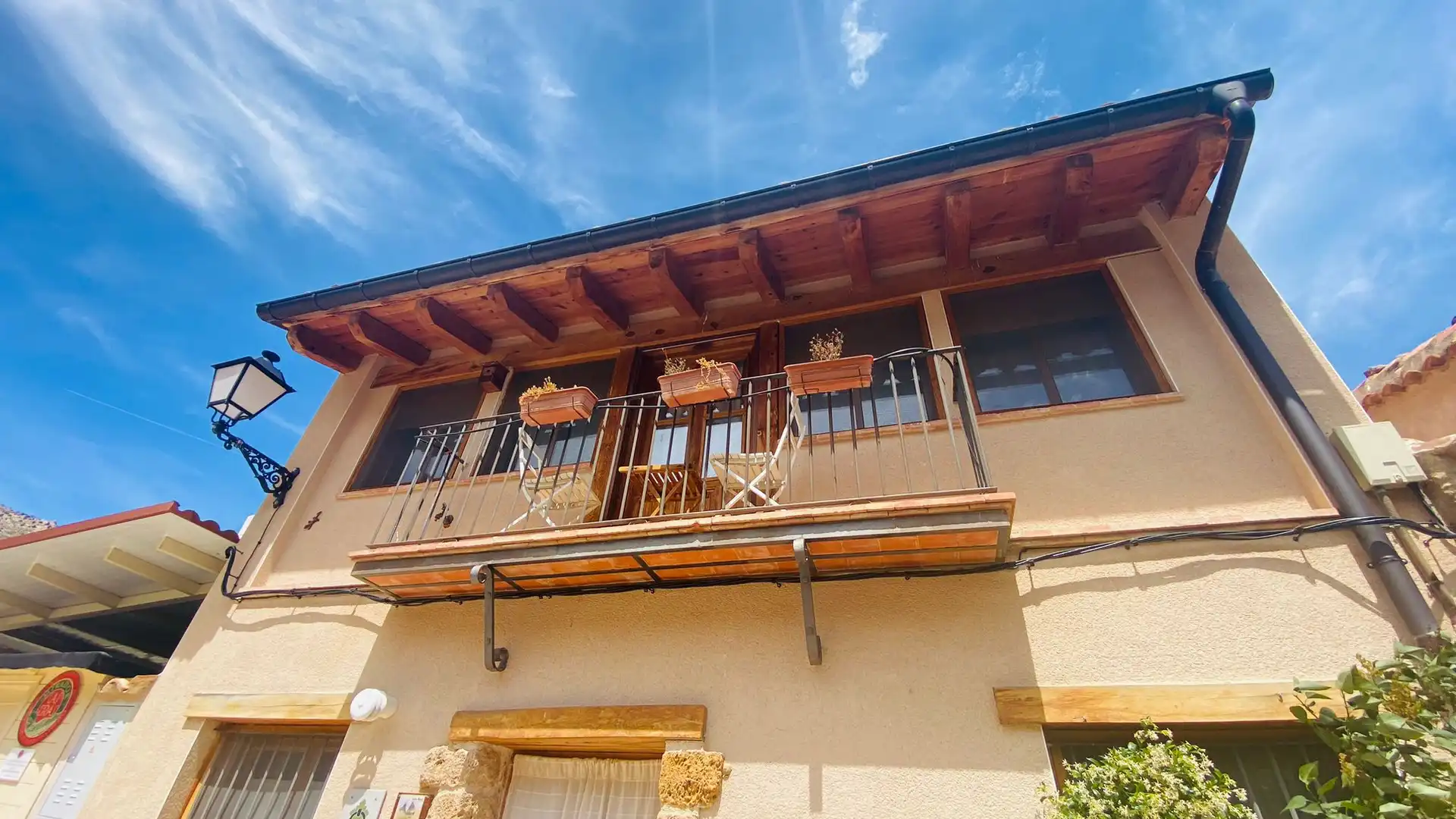Vista exterior de Finca rústica en venta en Villarluengo con Calefacción, Trastero y Amueblado