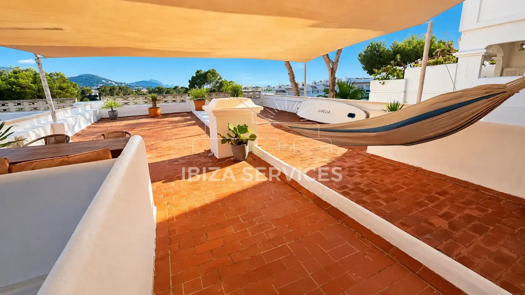 Terrasse von Wohnung zum Verkauf in Sant Josep de sa Talaia mit Klimaanlage und Schwimmbad