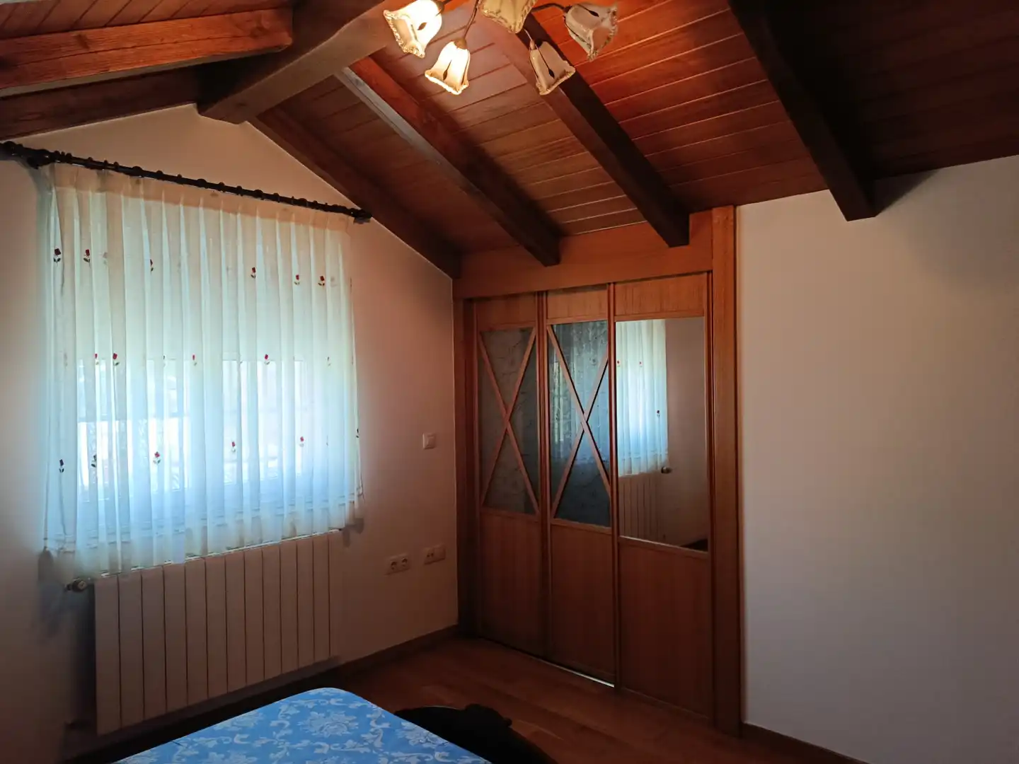 Dormitori de Casa o xalet en venda en Vegadeo amb Calefacció, Jardí privat i Parquet