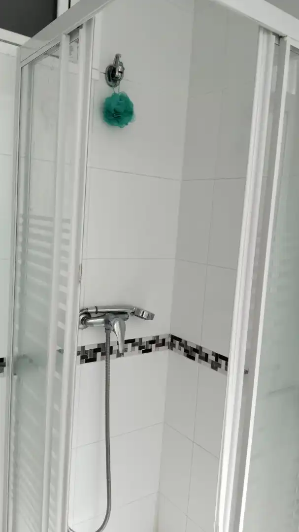 Bathroom of Flat for rent in Zaragoza  with Heating, Furnished and Oven