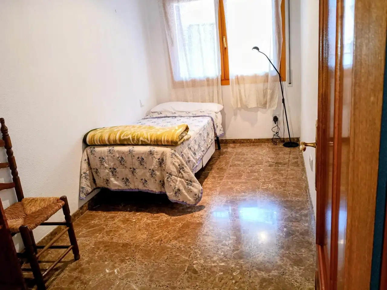 Flat for rent in Calle de Pedro Monton Puerto, Plaza de Toros - Barón de Warsage