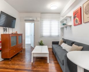 Sala d'estar de Pis en venda en  Madrid Capital amb Calefacció