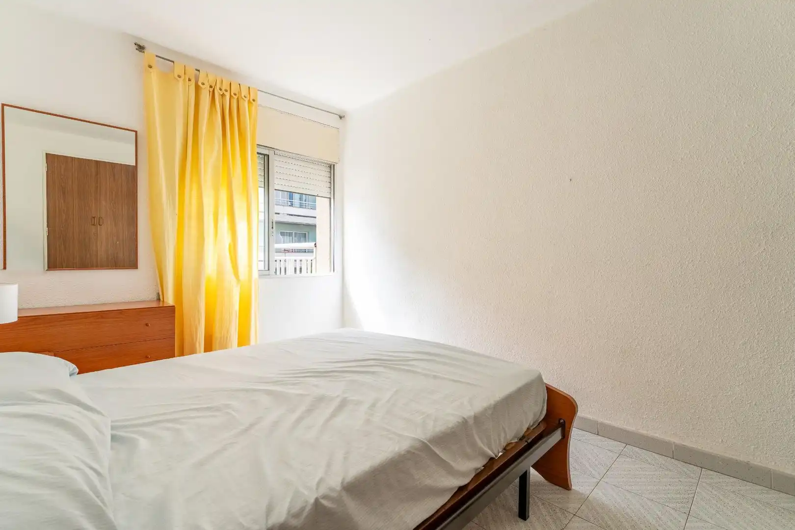 Schlafzimmer von Wohnungen zum Verkauf in Salou mit Privatgarten, Terrasse und Gemeinschaftspool