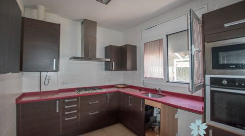 Foto 5 de Casa adosada en venta en Primera Avinguda, Torrelles de Llobregat, Barcelona
