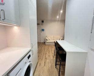 Apartment to rent in  Madrid Capital  with Air Conditioner, Heating and Alarm