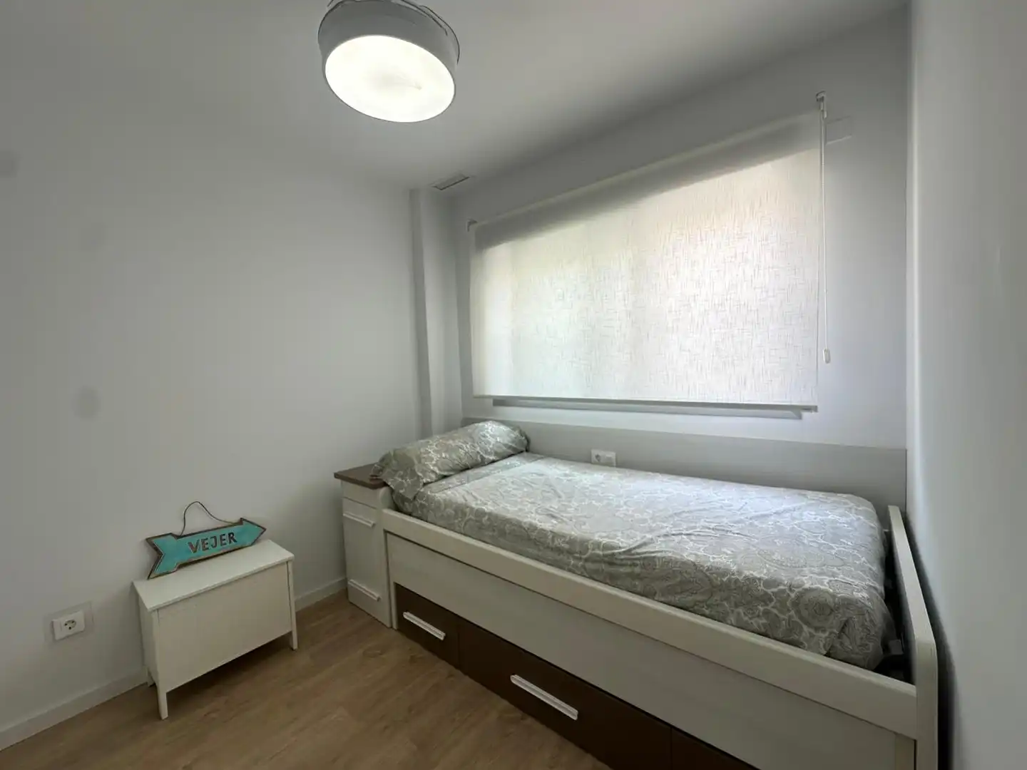 Dormitori de Apartament de lloguer en Daimús amb Moblat, Balcó i Piscina comunitària