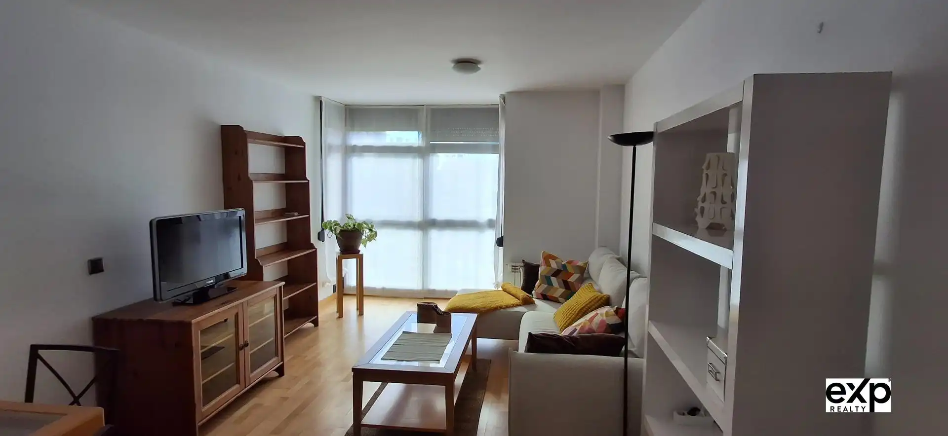 Living room of Apartments for rent in Madrid  with Air Conditioner, Heating and Private garden