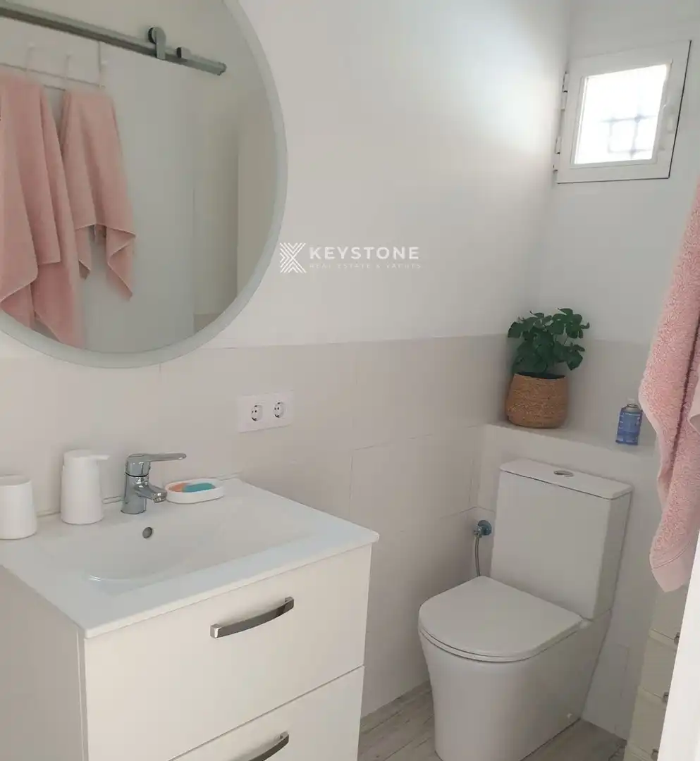 Bathroom of Study for rent in  Palma de Mallorca  with Terrace and Furnished