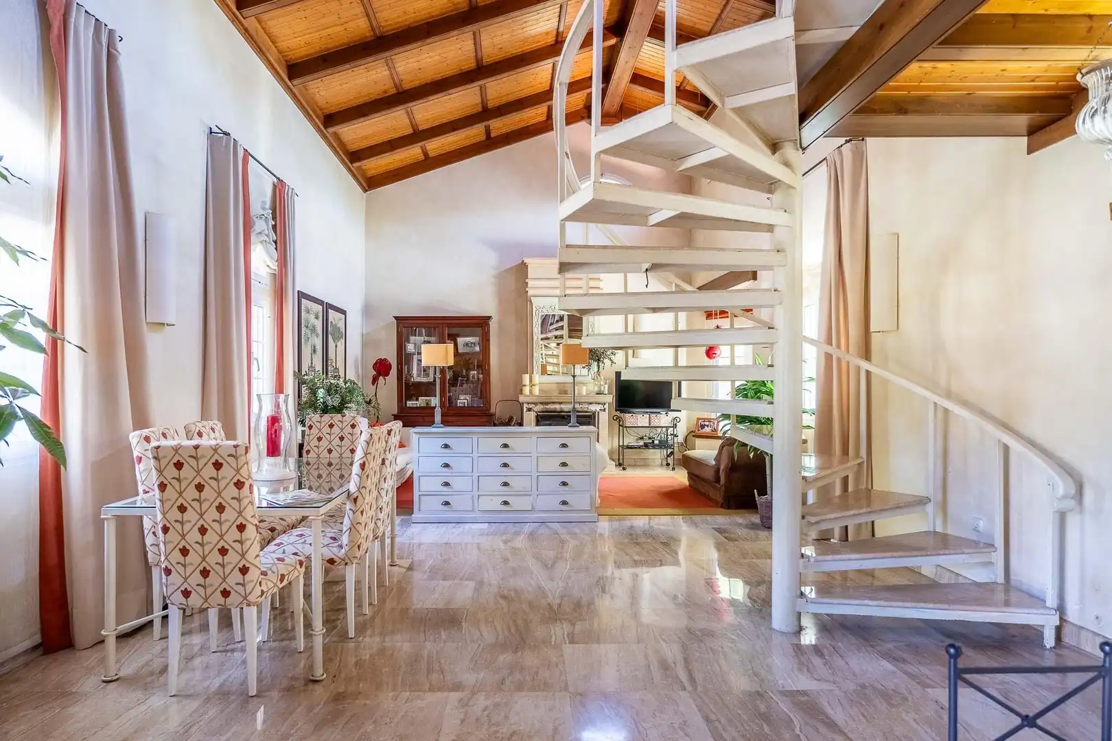 Houses for sale in Jerez de la Frontera  with Air Conditioner, Private garden and Terrace