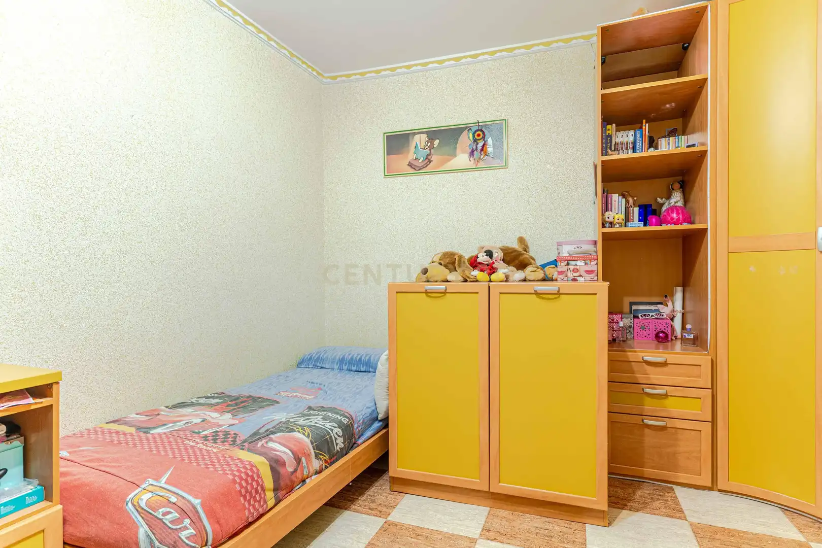 Habitación de Apartamento en venta en Montefrío con Aire acondicionado y Jacuzzi