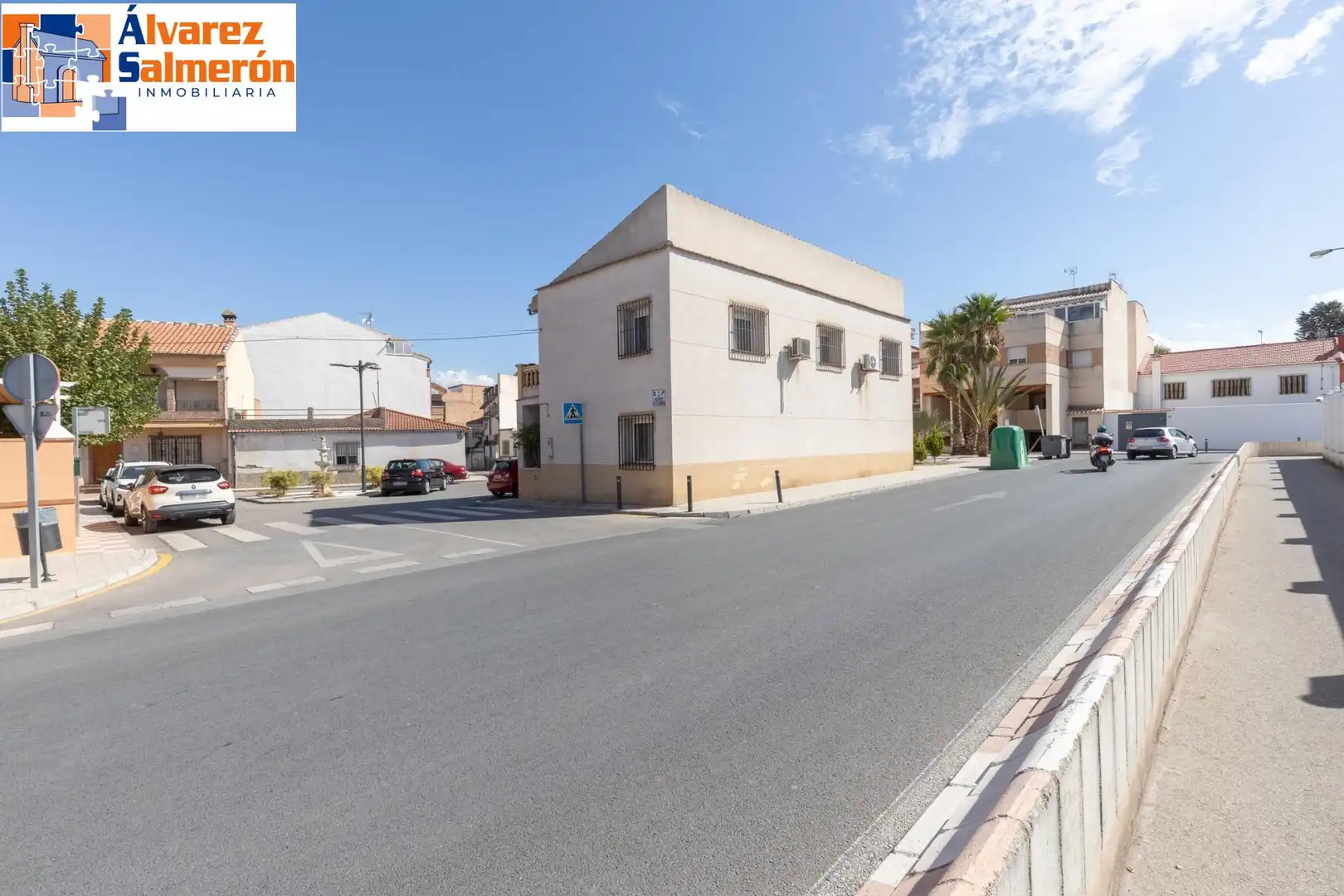 Vista exterior de Casa o xalet en venda en Armilla amb Aire condicionat i Terrassa